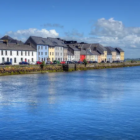 Center - 3 Minutes Walk To The Town Square Galway